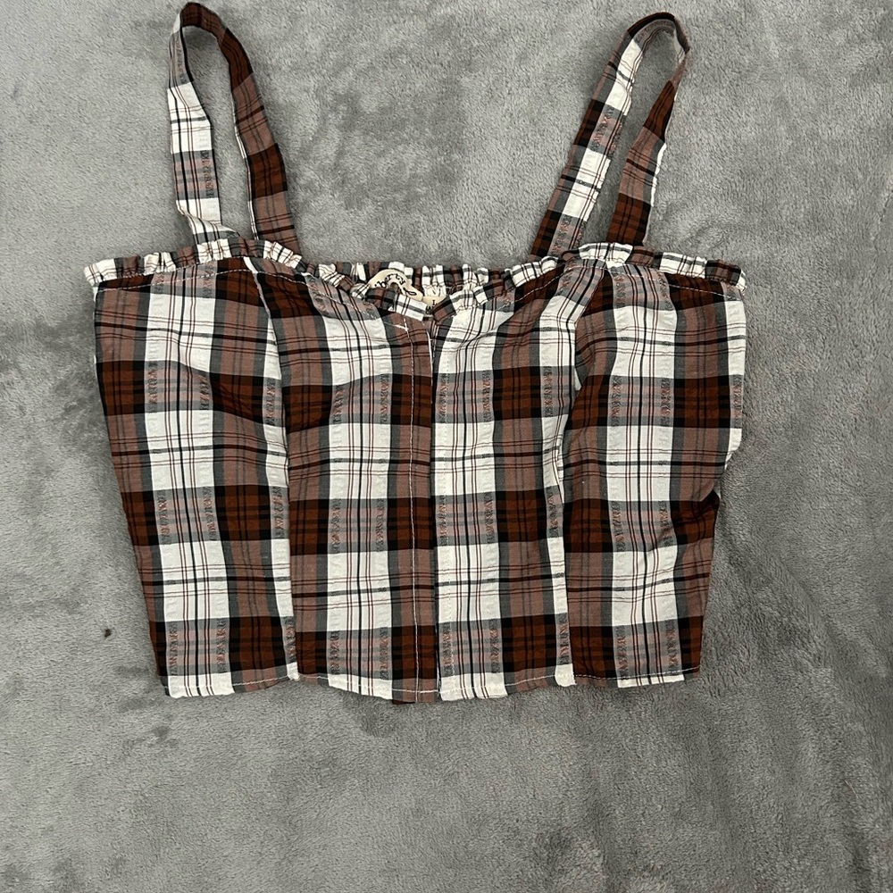 Cute zip up in front